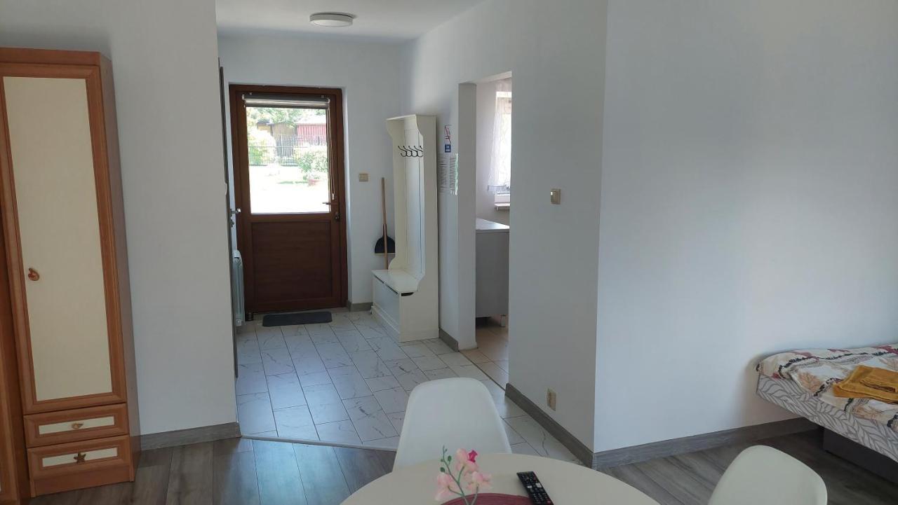 Dom W Dolinie Villa Zagorz Dış mekan fotoğraf