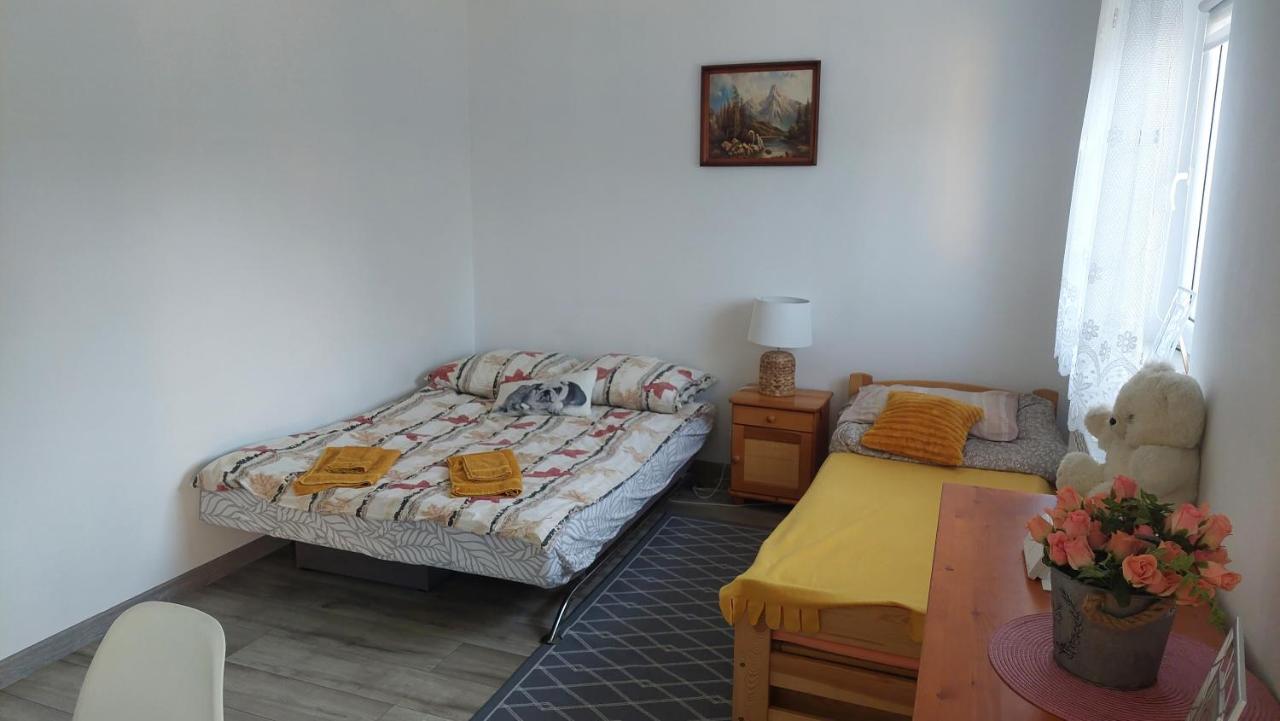 Dom W Dolinie Villa Zagorz Dış mekan fotoğraf